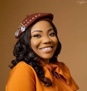 Mercy Chinwo’s fiance, Pastor Blessed, reacts to old video of him calling her his “Sister” (video)