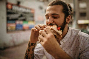 Things You Should Avoid Doing Immediately After Eating