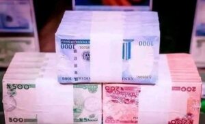 BREAKING: CBN Stops Withdrawals of New Naira Notes 