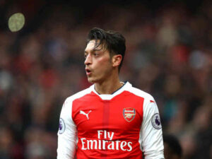 News Now- Mesut Ozil retires from football