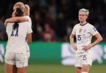 USA World Cup Reign Comes to an End as Sweden Triumph in Penalty Shootout United States' Megan Rapinoe, right, reacts with her teammates following their loss to Sweden in their Women's World Cup round of 16 soccer match in Melbourne, Australia, Sunday, Aug. 6, 2023.