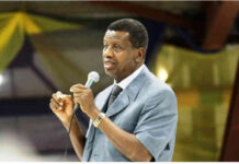Viral Video: God Stopped Naira From Falling to ₦10,000 Per Dollar – RCCG Pastor Adeboye Pastor Enoch Adeboye