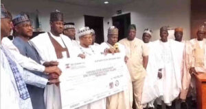 Northern Governors Forum(NGF) Donates N180 Million to Kaduna Airstrike Victims