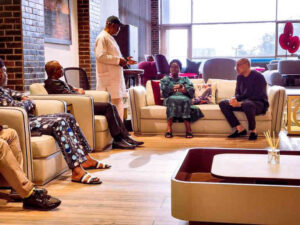Peter Obi, Pat Utomi Pays Condolence Visit to Akeredolu’s Family