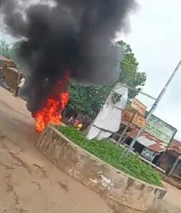 Residents Protest, Burn Tyres In Osun Community Over Alleged Imposition Of Monarch