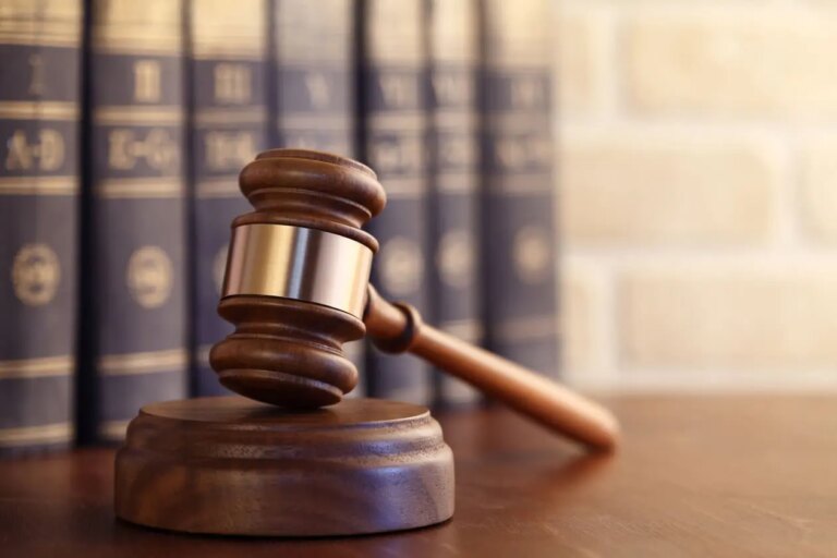 Court Bars Soun Of Ogbomoso, Kingmakers From Removing Chief Imam