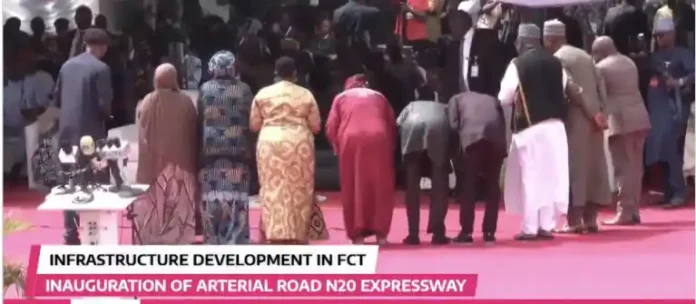 Drama as Wike orders Permanent Secretaries to ‘Bow’ before Tinubu