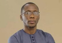 DSS Arrests Ex-BBC Editor, Soyinka At Lagos Airport dss-arrests-ex-bbc-editor,-soyinka-at-lagos-airport