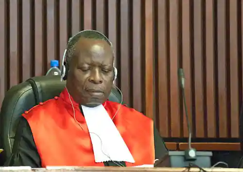 Emmanuel Olayinka Ayoola