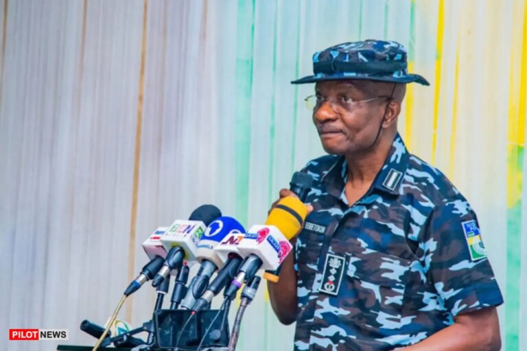 Police To Dismiss Female Officer, Demote Husband For Exposing Rapist policeman Who Molested Teenage Suspect Inside Cell