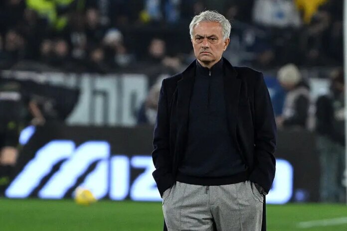 europa-league:-mourinho-terminates-fenerbahce-star’s-contract-days-before-man-utd-clash