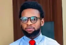 Investigative Journalist Fisayo Soyombo Arrested by Nigerian Army after Releasing Video of Customs Aiding Smugglers