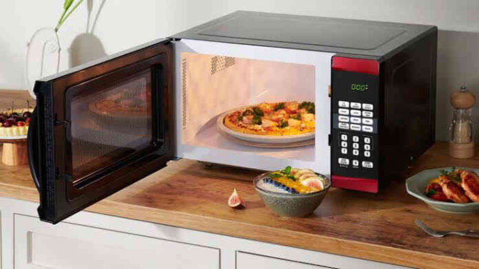 Five Foods You Should Never Microwave: Here's Why