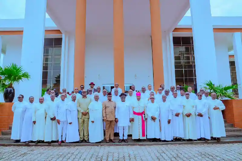 Oborevwori and Catholic Priests 